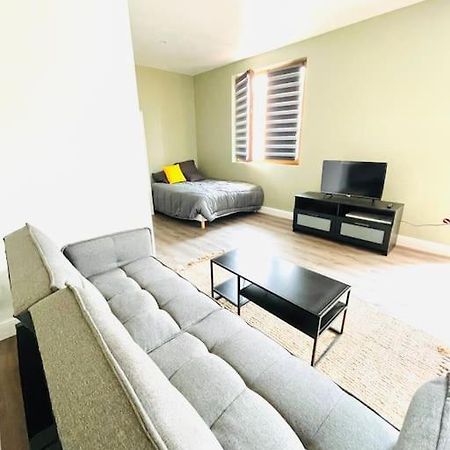 Studio Tout Equipe Au Calme Et Chaleureux Apartment Saint-Etienne  Bagian luar foto