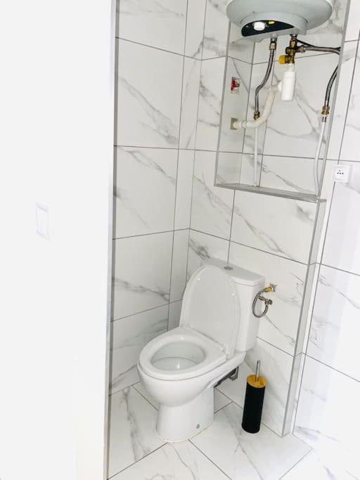 Studio Tout Equipe Au Calme Et Chaleureux Apartment Saint-Etienne  Bagian luar foto
